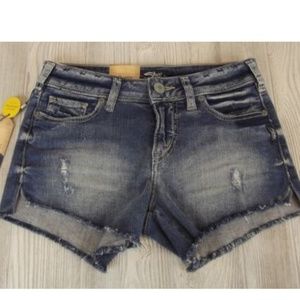 NWT Silver Berkley Jean Shorts Size 25 Jeans Dark